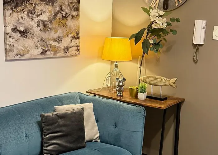 The Luxe Nook Shore Residences Moa