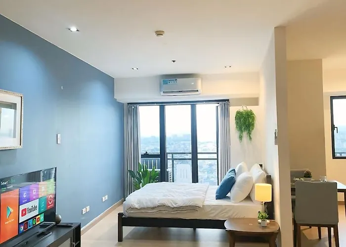 Poblacion Makati With Free Pool, Gym And Smart Tv And Fast Wifi