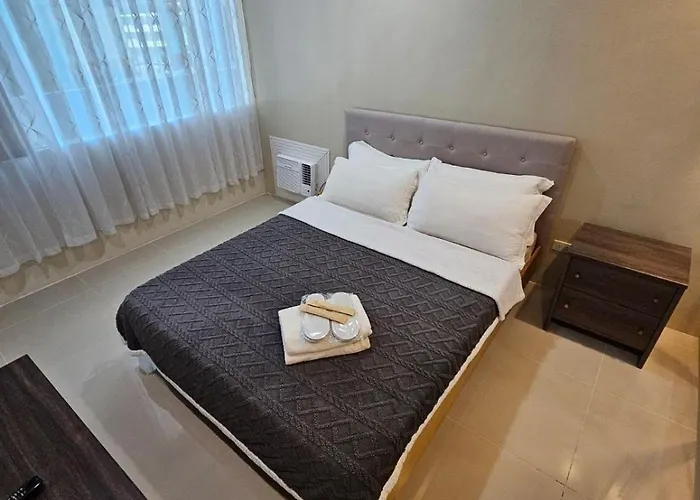 Casa Rosie In Seibu Tower - Homey 1Br Near Bgc High Street