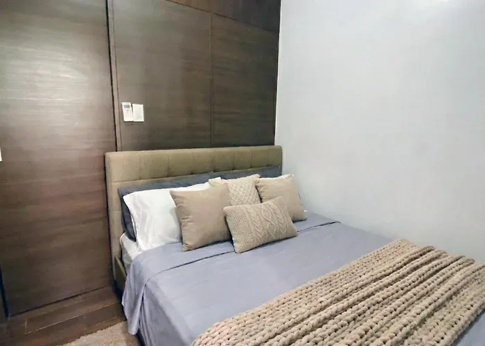 Air Residences 28F Balcony Wifi Netflix