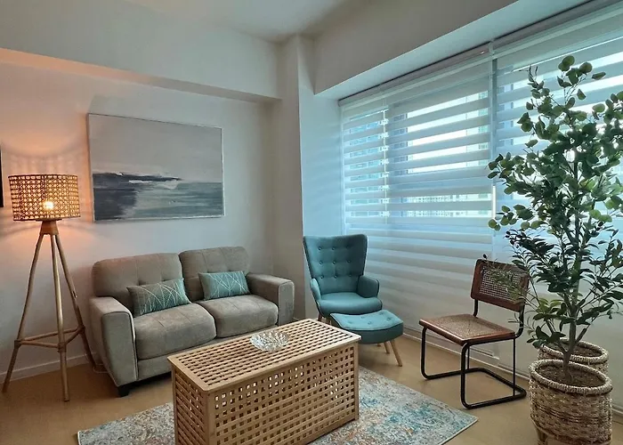 Charming 2-Br Condo In Bgc
