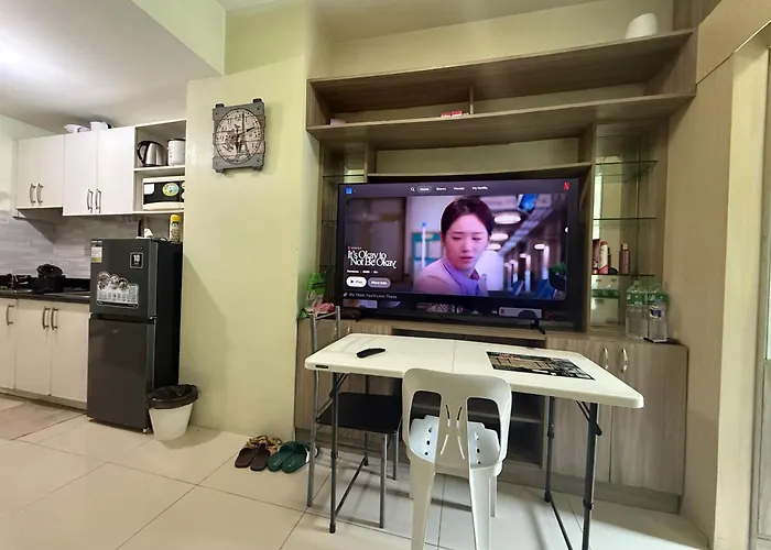 1Br Staycation At Jazz Makati 29F 65 Smart Tv