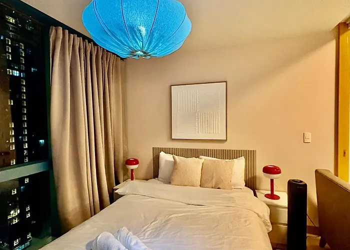 1Br At One Uptown Residence Bgc Across Uptown Mall