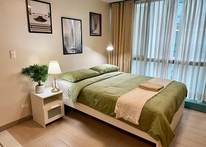 The Vibe Bgc Uptown Apartment