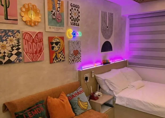 The Vibe House - Where Good Energy Lives