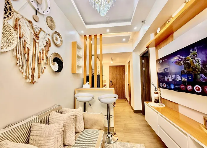 Cozy And Comfy Retreat With Balcony
