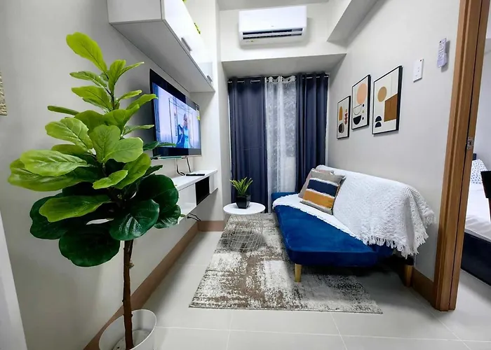 Luxurious Condo Near Sm Moa