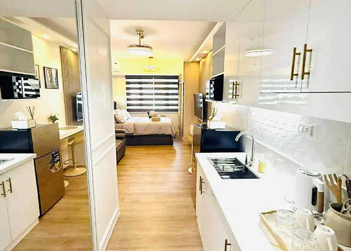 Sea Residence C&D Near Moa Airport By Paul