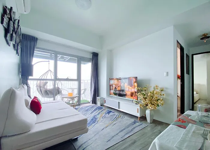 Luxurious Modern 2 Bedrooms Facing Manila Bay Sunset, Airports, Okada, Solaire, Moa With Free Parking