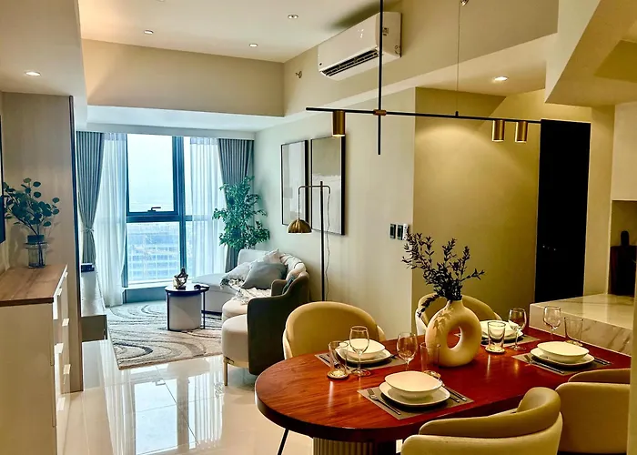 Uptown Bgc 3Br Luxury Condo With Skyline Views