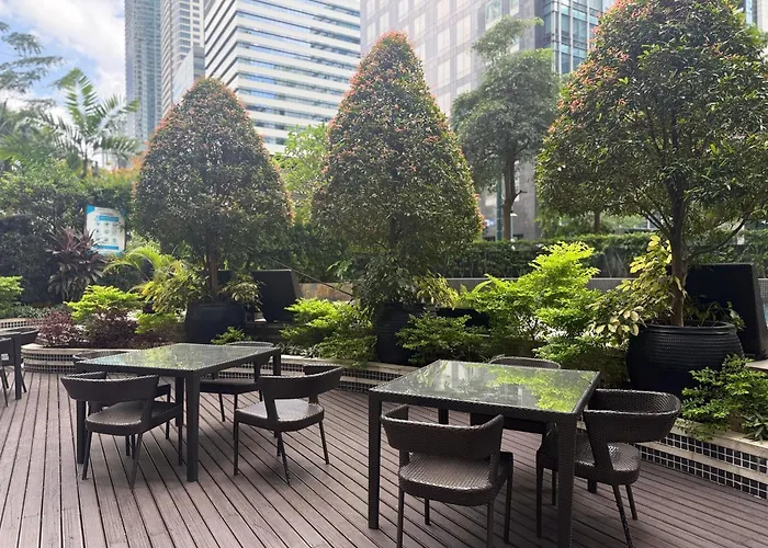 Spacious Bgc 2 Bedroom With A View