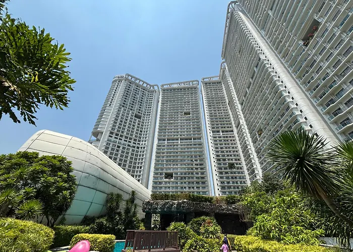 Amoresuite Hotel Residences At Acqua