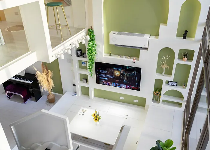 BGC Bellagio Spacious Golfview Loft
