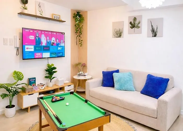 Azure Tropics Near Naia Airport With Wifi And Netflix