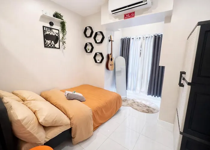 Staycation Haven With City View Free Pool, Netflix, Wi-Fi