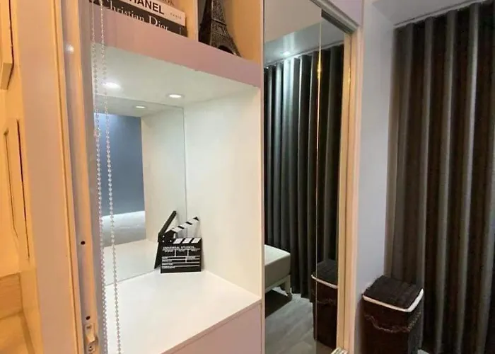 Nyok'S Condo