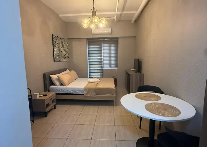 Miya'S Crib H Staycation Tomas Morato Quezon City