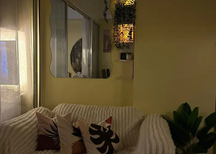 Staycation In Metro Manila By La Mansion D Azure