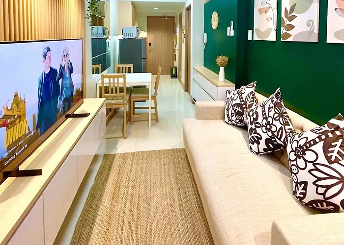 Cozy Moa Staycation Pool View Plus Netflix And Walk To Mall