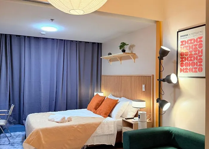 New! Modern & Cozy Space In Uptown Bgc Near Mall Backhome2
