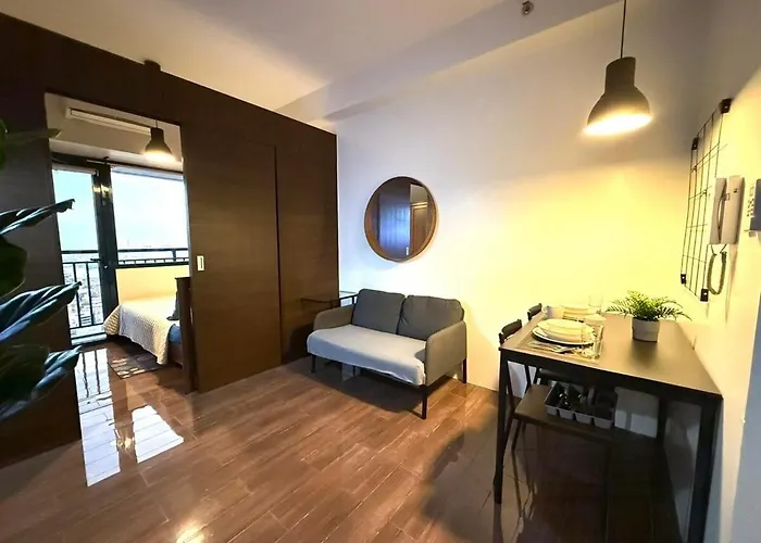 Premium Unit In Makati 35Th Floor