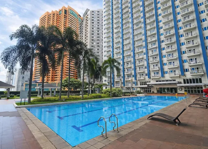 1 Bedroom Boni Light Condo Wifi Netflix Pool Balcony