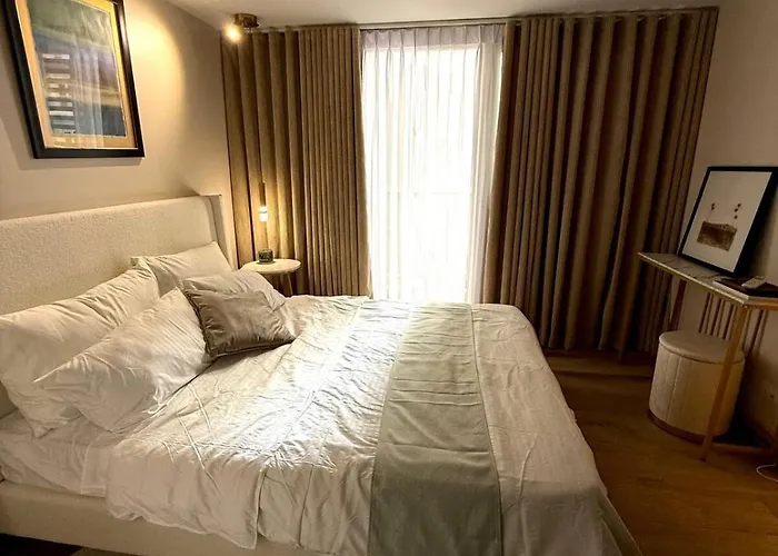 Cozy 1Br In Bgc At Park Mckinley West Near Airport