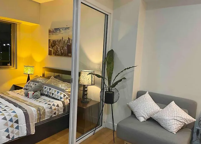 Cool 1Br Acqua Livingstone Netflix Pool And Gym