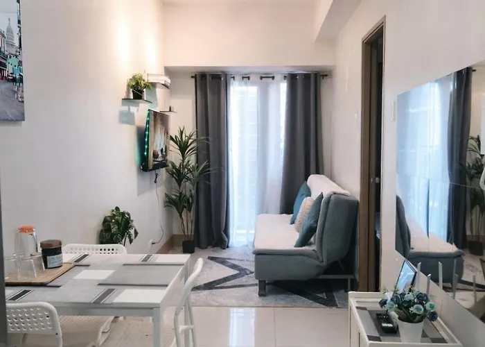 Cozy Unit At Shore 3 Residences Tower 4 Near Moa