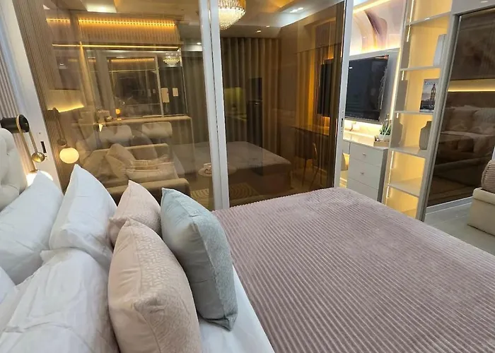 Royal Suites At Shore Residences Near Sm Moa And Airport