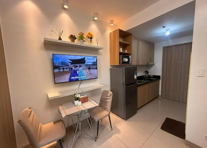 Flat In Manila Mall Of Asia Shore Smx City View With Netflix