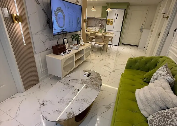 Azure 2Br Beach View Suite- Bathtub, Smart Toilet, Netflix