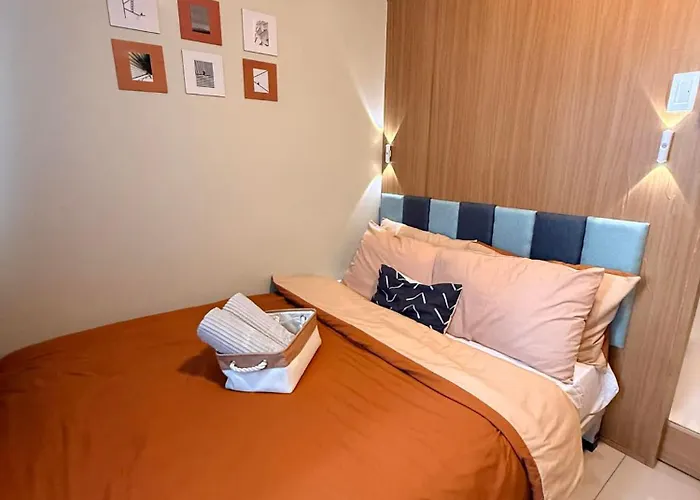 Dusk Suites Elevated Escapes At Shell Residences, Mall Of Asia Complex