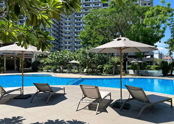 Stunning 2Br Apt, 65 Sq M Netflix At Rosewood Pointe Residences Near Bgc