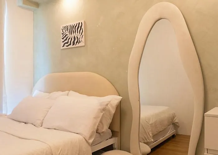 Urban Zen Stay'S