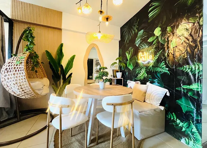 2 Bedroom Modern Cabana At The Atherton Near Naia Airport Facing Manila Memorial