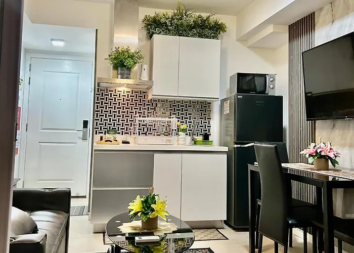 Azure Condo 1Br Next To Mall, Near City & Airport