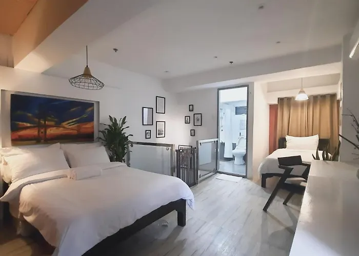L1 Loft Stay Bonifacio Global City