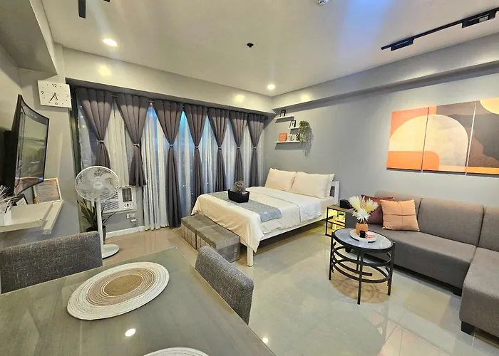 Ashley'S Chamber At Soho Central Across Shangrila Mall