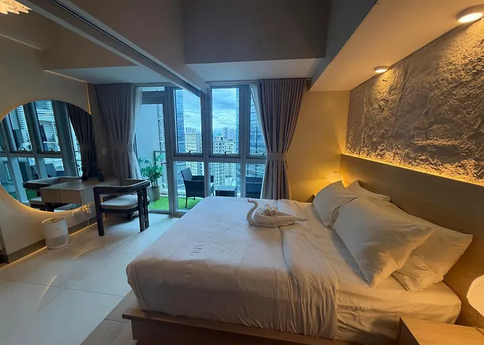 Brand New Unit In Uptown Bgc With Balcony 55 Inch Smart Tv And 300Mbps Wifi, With Workspace, Beside Landers, Near Uptown Mall And Mitsukoshi Mall