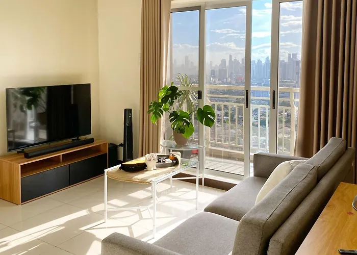 Corner 37 at Lumiere Residences