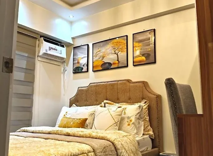 luxury 2BR condo Near NAIA
