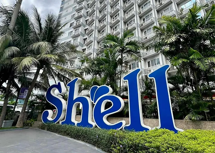Analyn Gordo Staycation At Shell Residences Near Moa And Naia