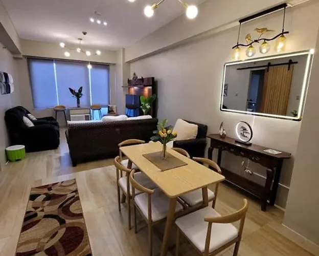 City Refuge Condo Unit In Eastwood