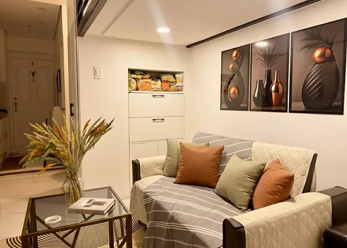 Phil At Home Staycation De Morato