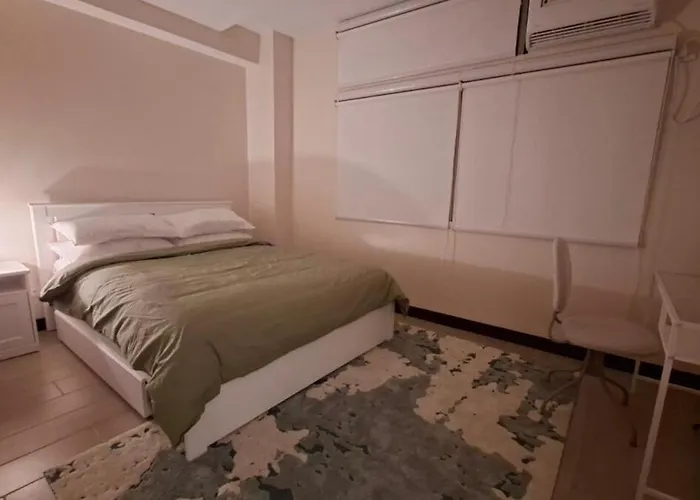 Key Luxe Studio Makati 20A