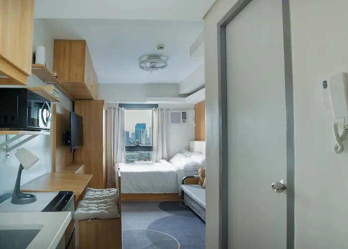 Fully Furnished Japandi Warm Studio Retreat In Qc