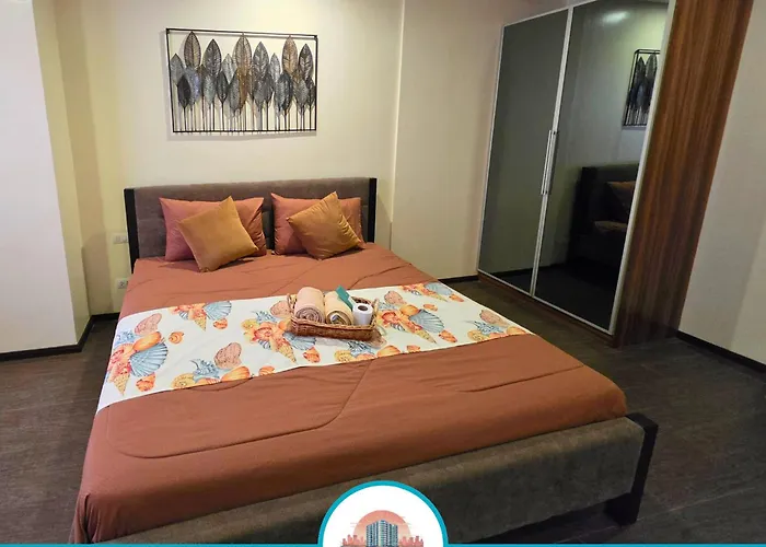 Golden Sand Deluxe Room Near Moa I 1 Queen Bed