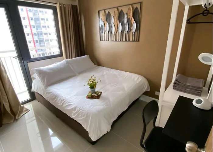 2 Bedroom Fully Furnished Condo In Pnqe - Bloom 1135