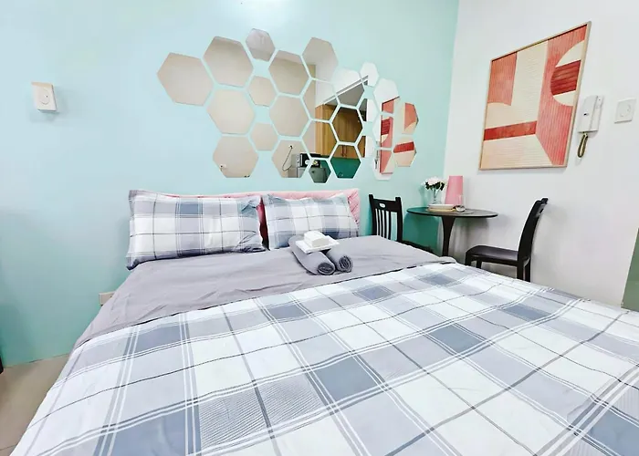 Comfort Stay Shore Residences Near Moa